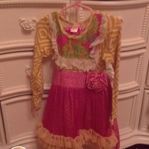 Girls 2 piece outfit